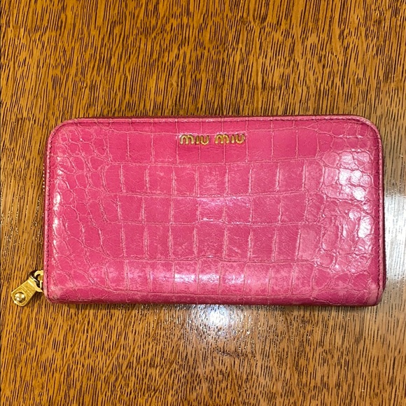 Miu Miu Pink Gold Croc Embossed Zip Around Zippy Magenta Crocodile